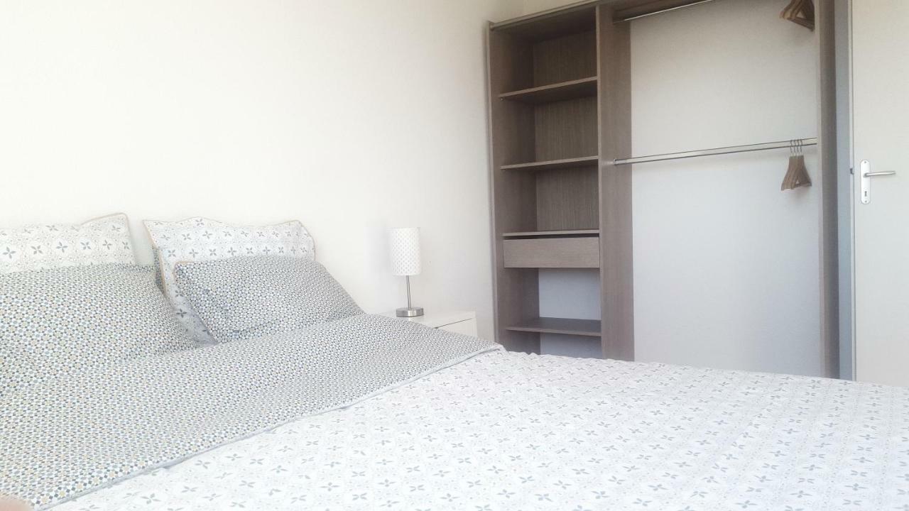Appartement Sur L'Ile De Nantes - Place De Parking Gratuit 外观 照片